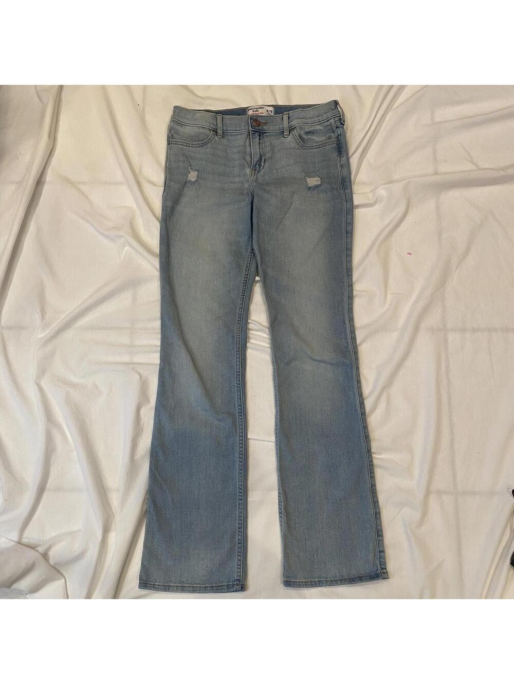 Abercrombie  Kids Sz 15/16 Light Wash Distressed Low Rise Bootcut FlareJeans